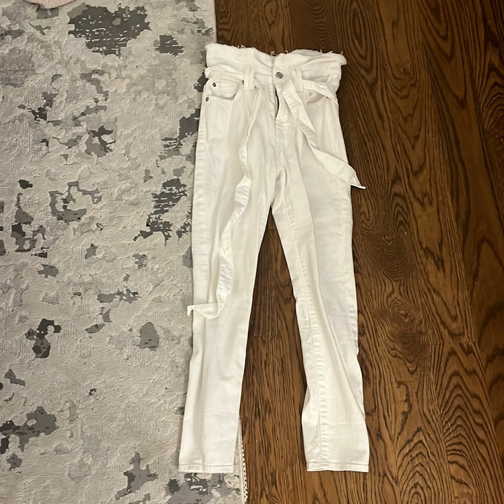 Skinny White 7 Jeans with Belt